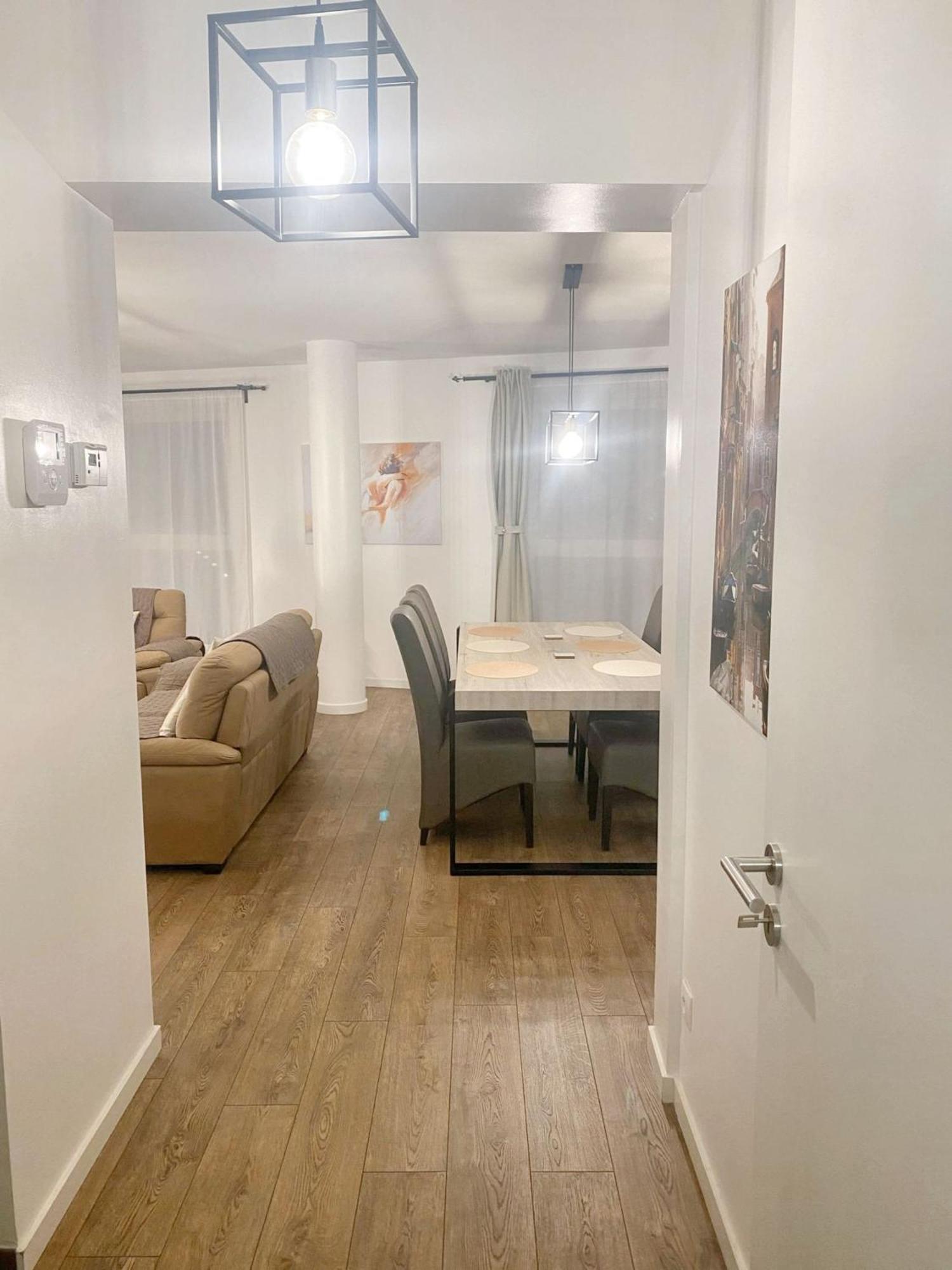 Modern Apartment In Cureghem Anderlecht 134 M² + Terrace Брюссель Экстерьер фото