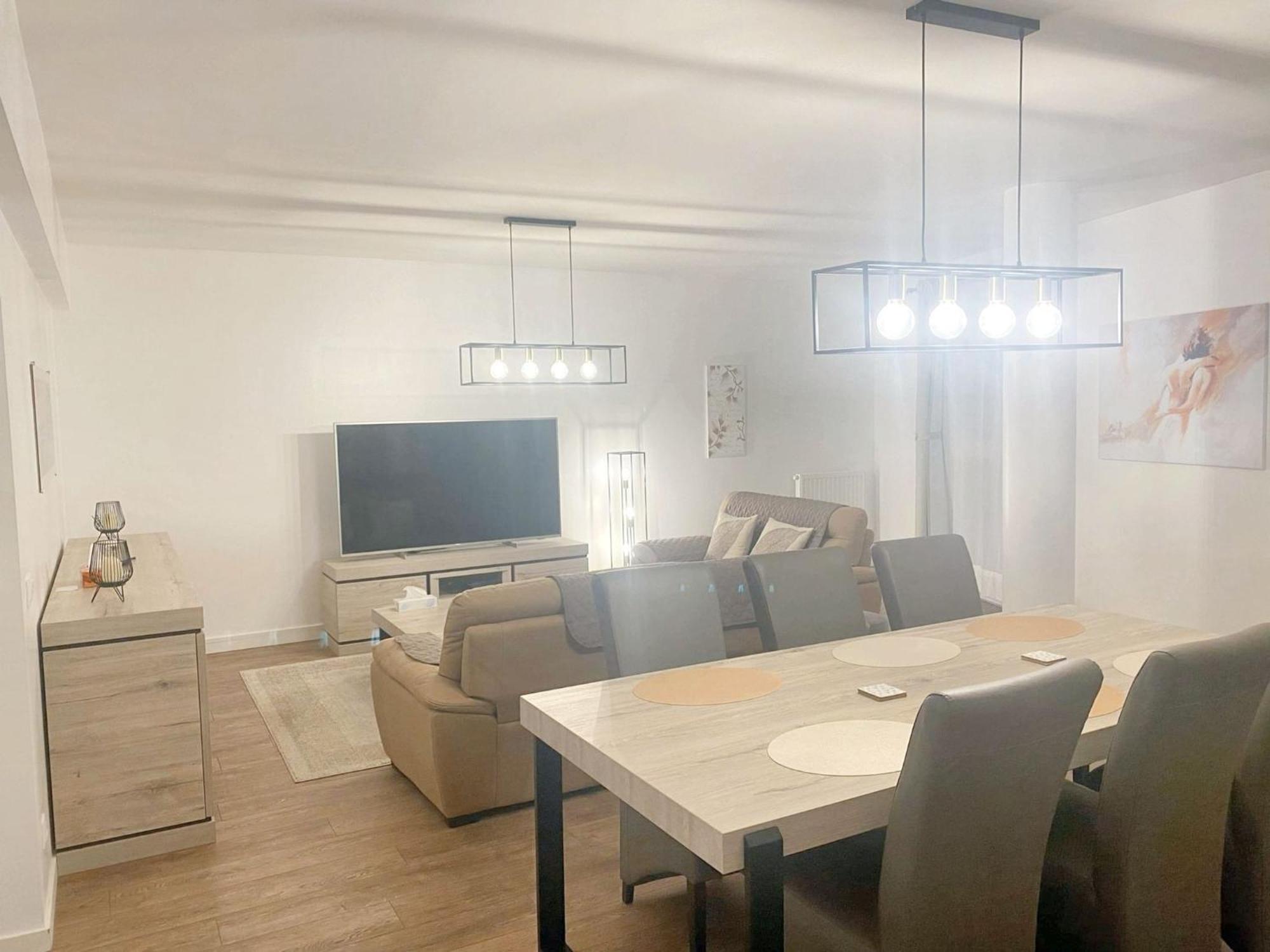Modern Apartment In Cureghem Anderlecht 134 M² + Terrace Брюссель Экстерьер фото