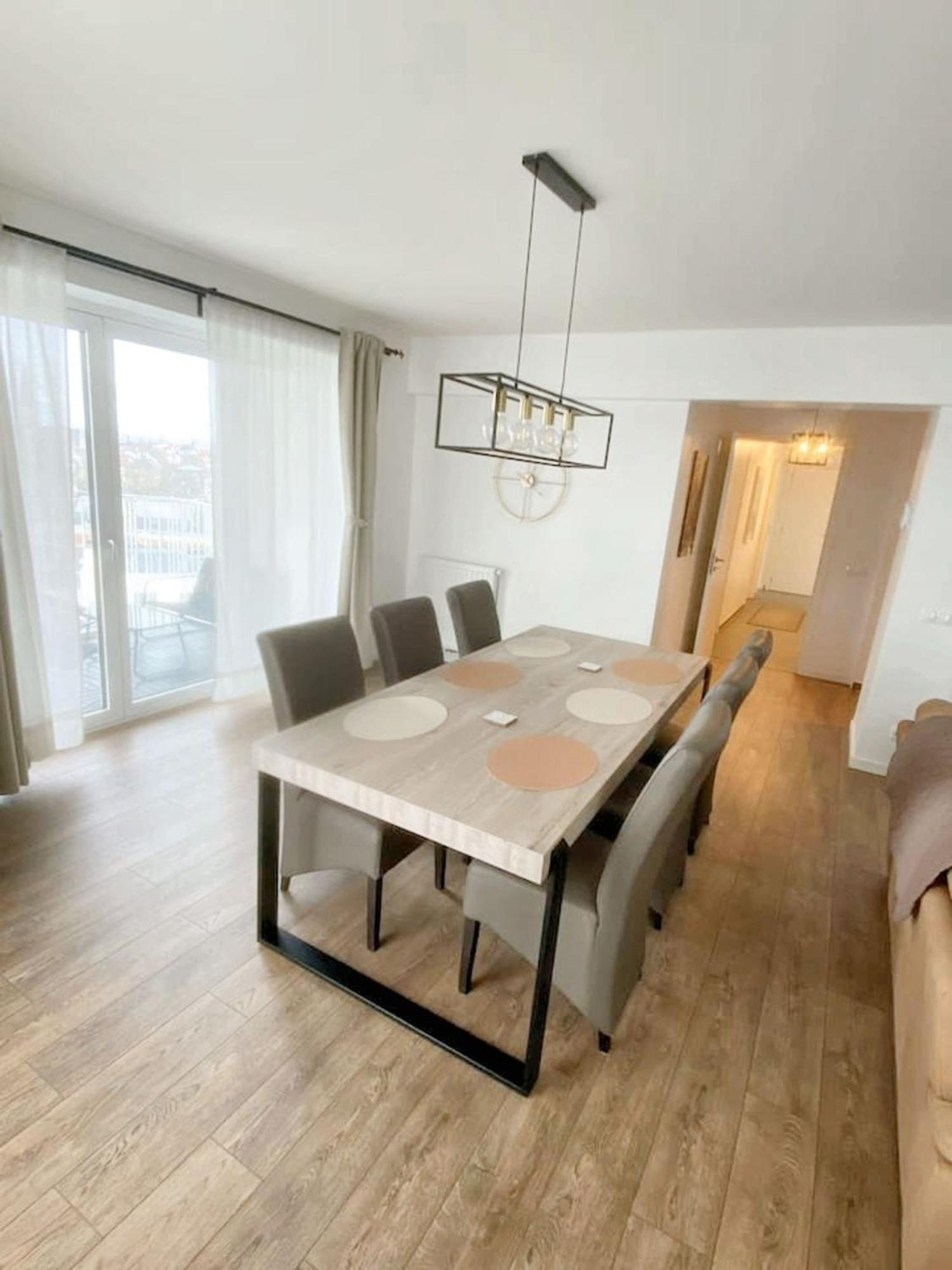 Modern Apartment In Cureghem Anderlecht 134 M² + Terrace Брюссель Экстерьер фото