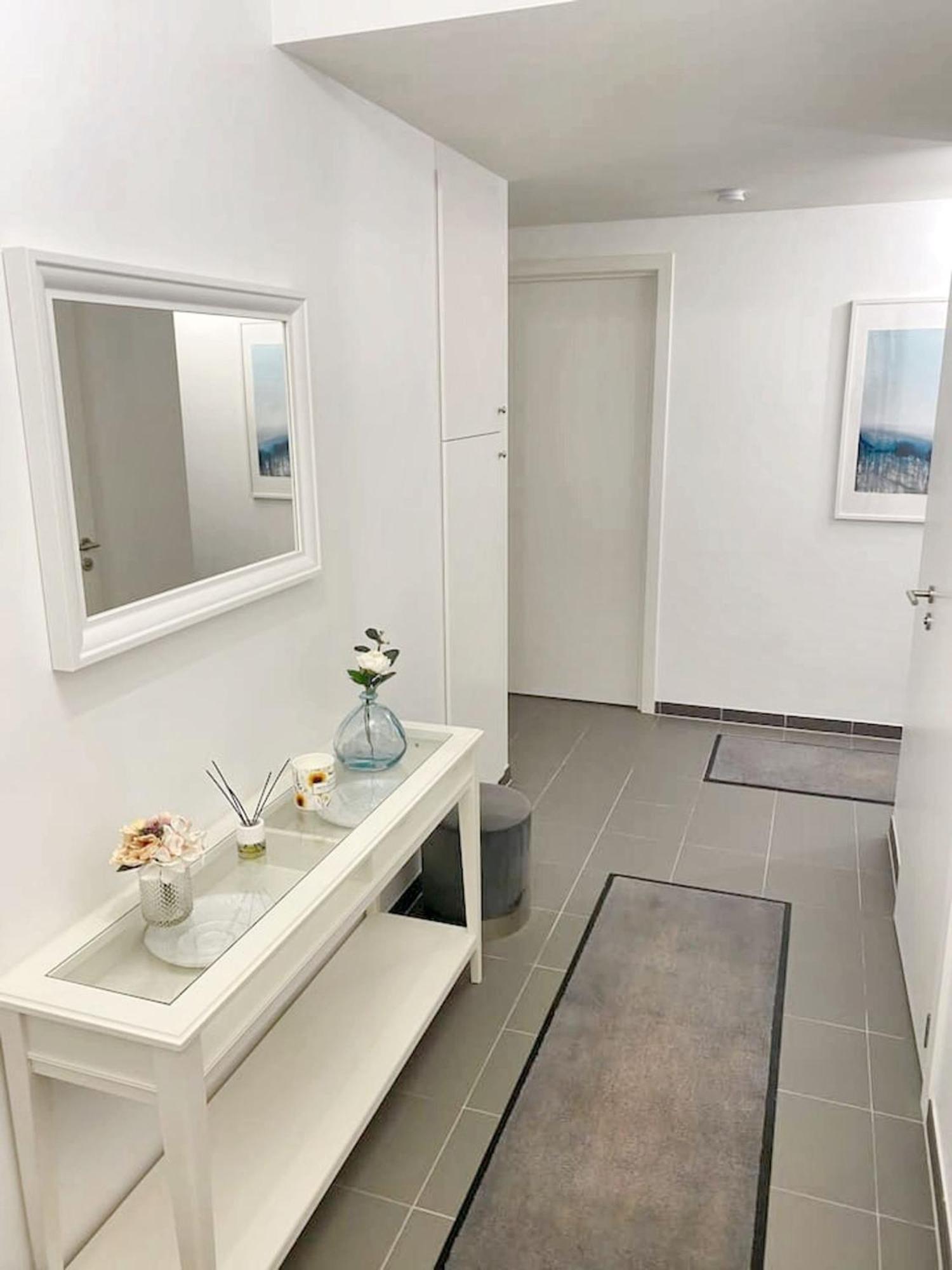Modern Apartment In Cureghem Anderlecht 134 M² + Terrace Брюссель Экстерьер фото